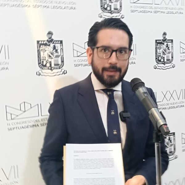 Buscan que notarios celebren matrimonios y divorcios en NL