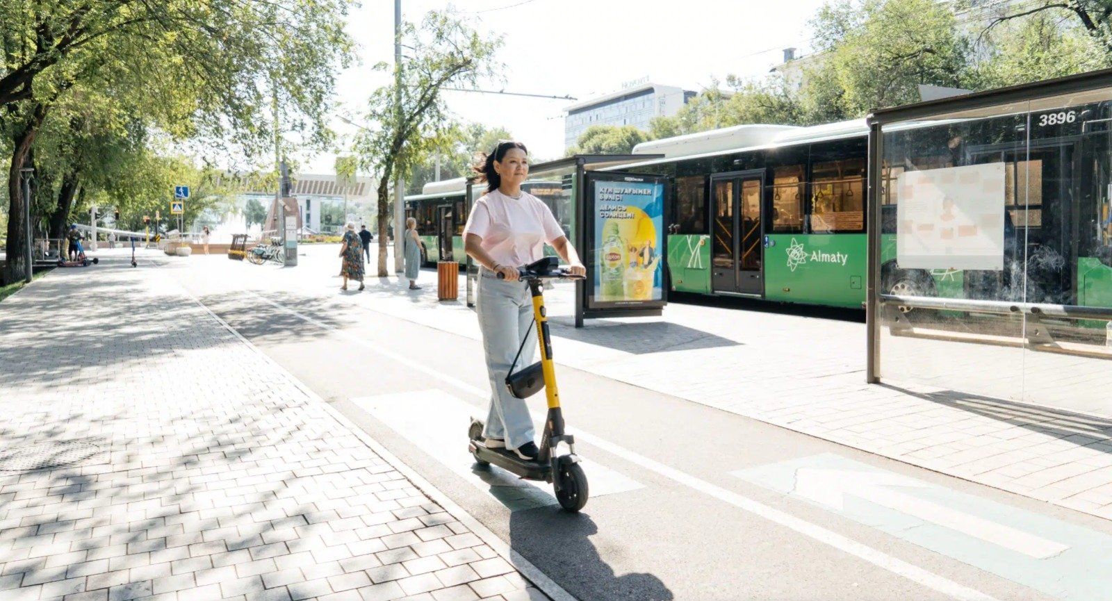 Lanza Monterrey nueva flotilla de scooters eléctricos con Whoosh
