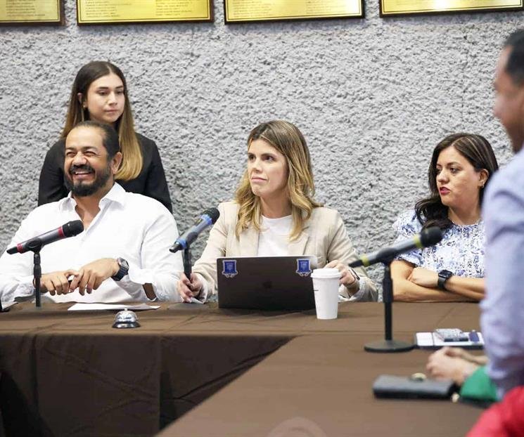 Desecha Congreso reformas de paridad y licencias