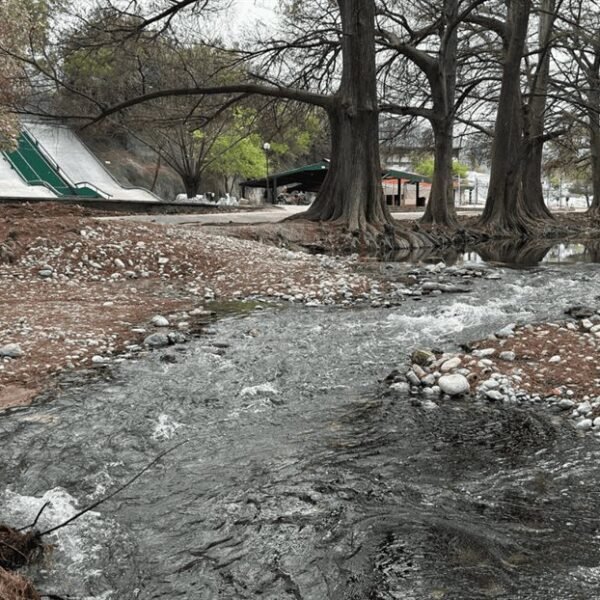 Piden diputados inspección en río La Silla