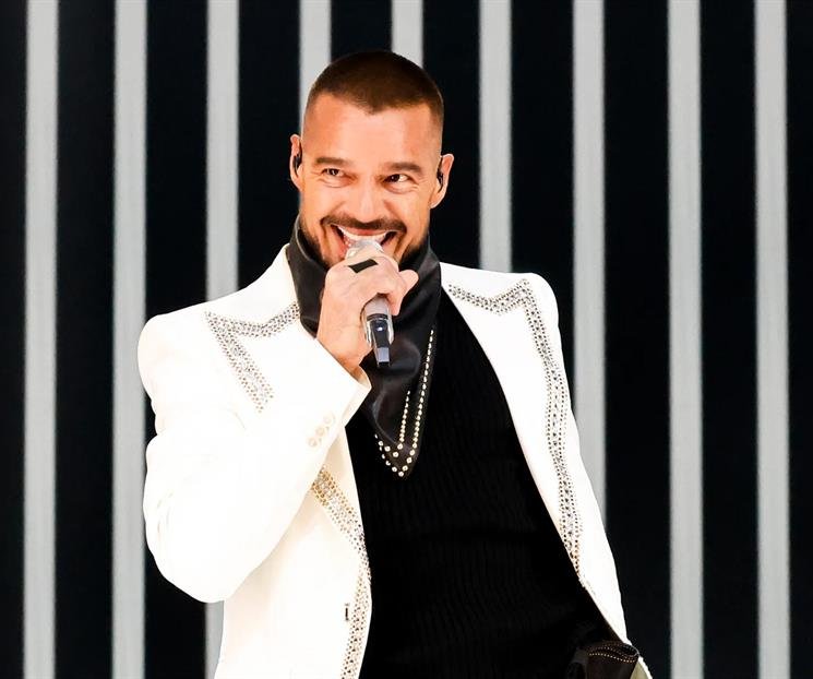 Reviven demanda contra Ricky Martin por tema mundialista