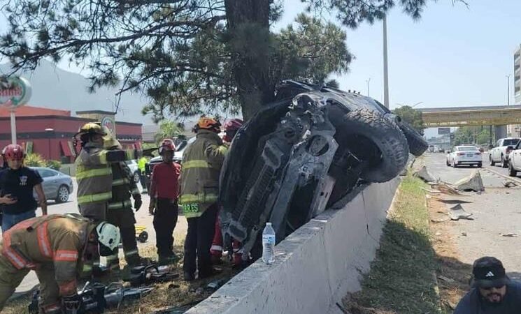 Muere joven y 4 resultan lesionados tras choque en Carretera Nacional