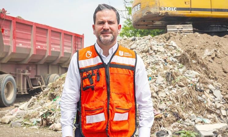 Pide Medio Ambiente regular residuos de construcción