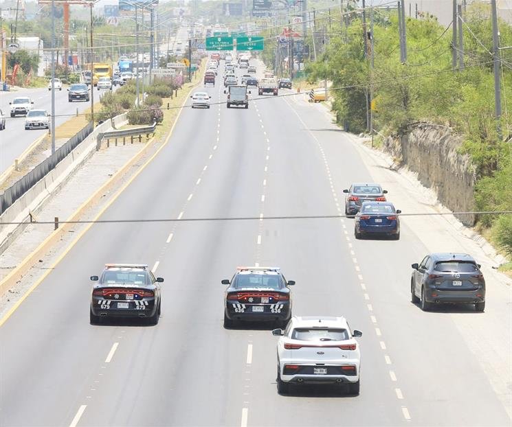 Realiza Monterrey detenciones por exceso de velocidad en Carretera Nacional