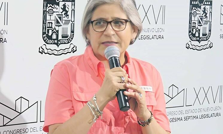 Niega Sandra Pamanes adeudos a municipios