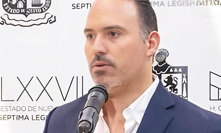Descarta Mario Soto cambiar de partido