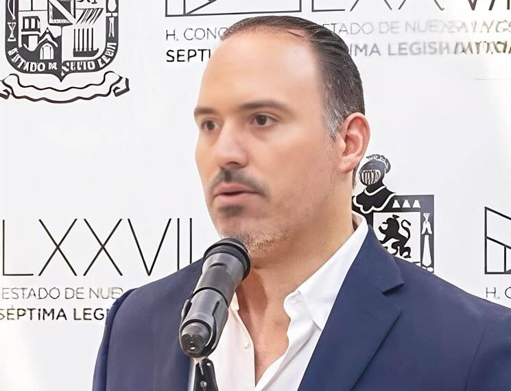 Descarta Mario Soto cambiar de partido