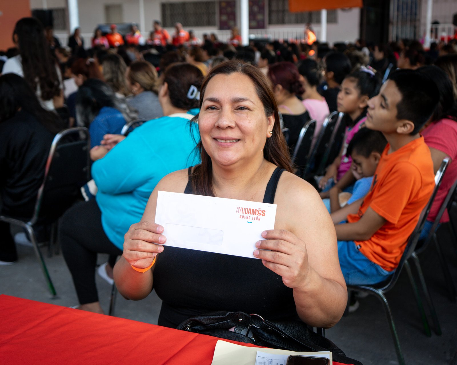 Reciben Mil 175 mujeres tarjeta con transporte gratis