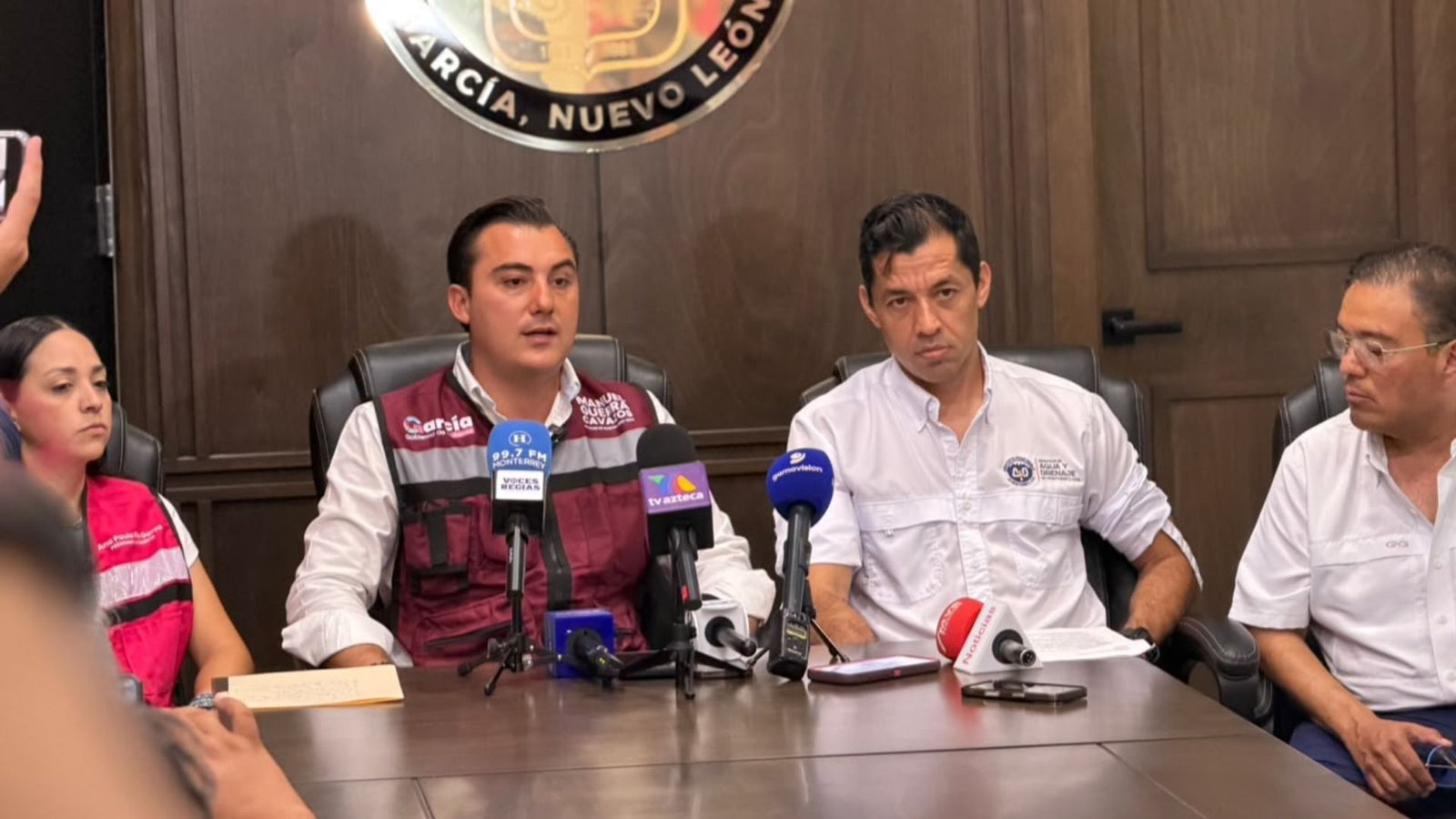 Agua y Drenaje y García acuerdan tandeos para asegurar suministro de agua