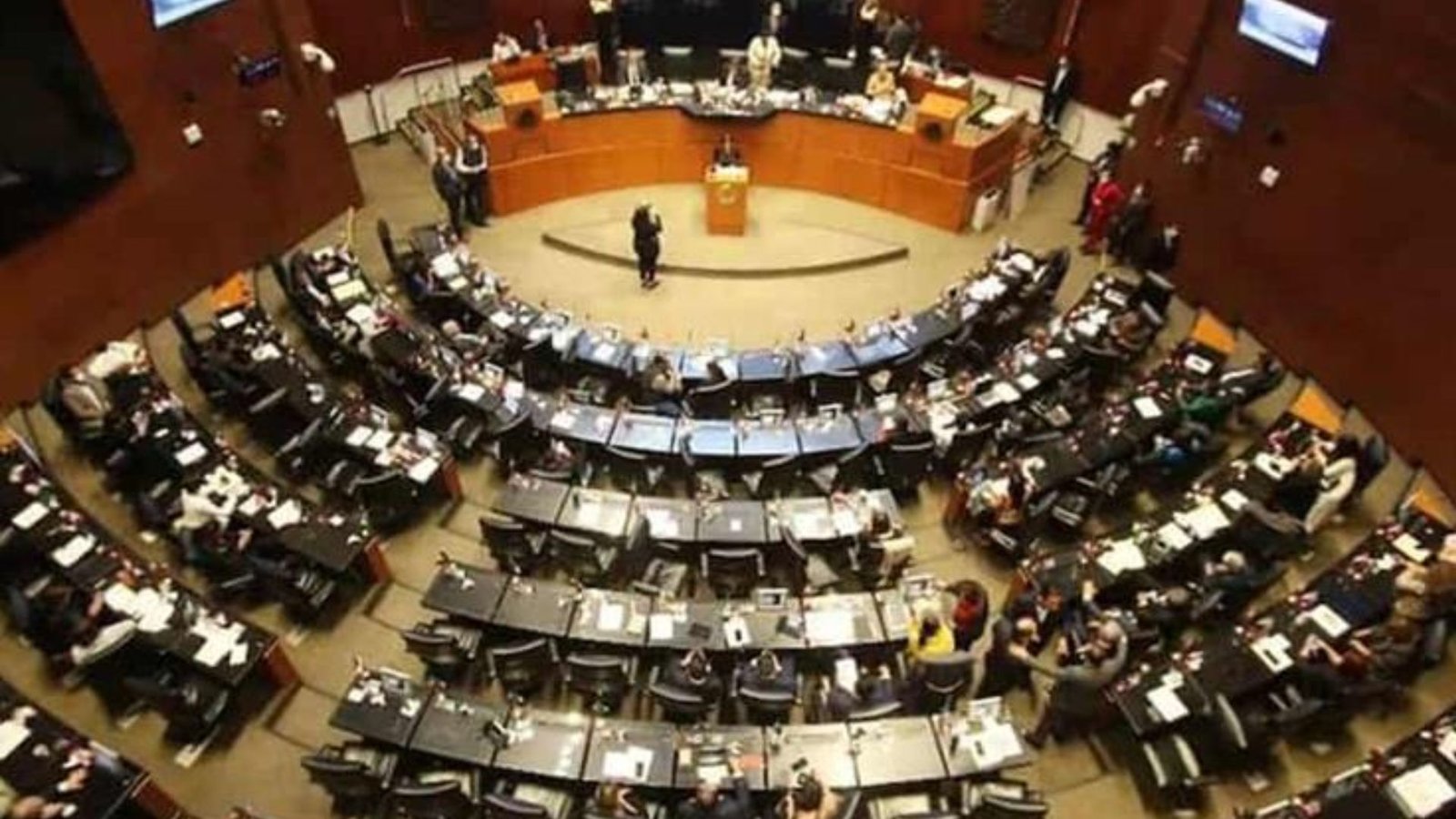 Diputados gastan 5.6 mdp en viajes pese a discurso de austeridad