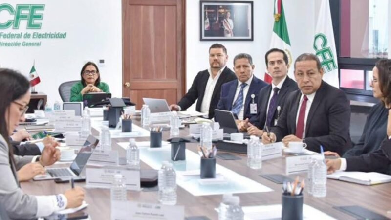 Asegura Gobierno que sí asistió a reunión con CFE tras apagones