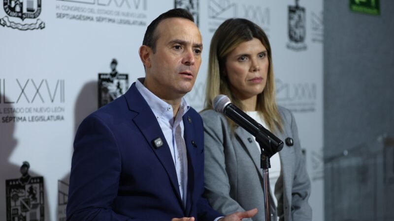 Presentan denuncias contra Samuel y Mariana ante Fiscalía Anticorrupción