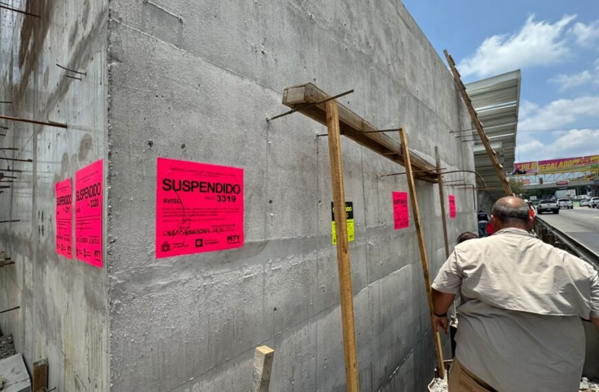 Suspende Monterrey construcción del Puente Peatonal La Virgen