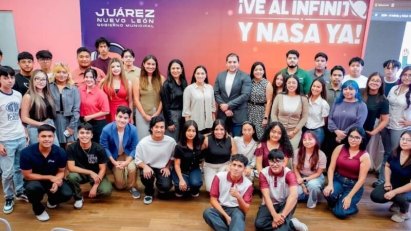 Juárez envía a 40 estudiantes a experiencia en Houston