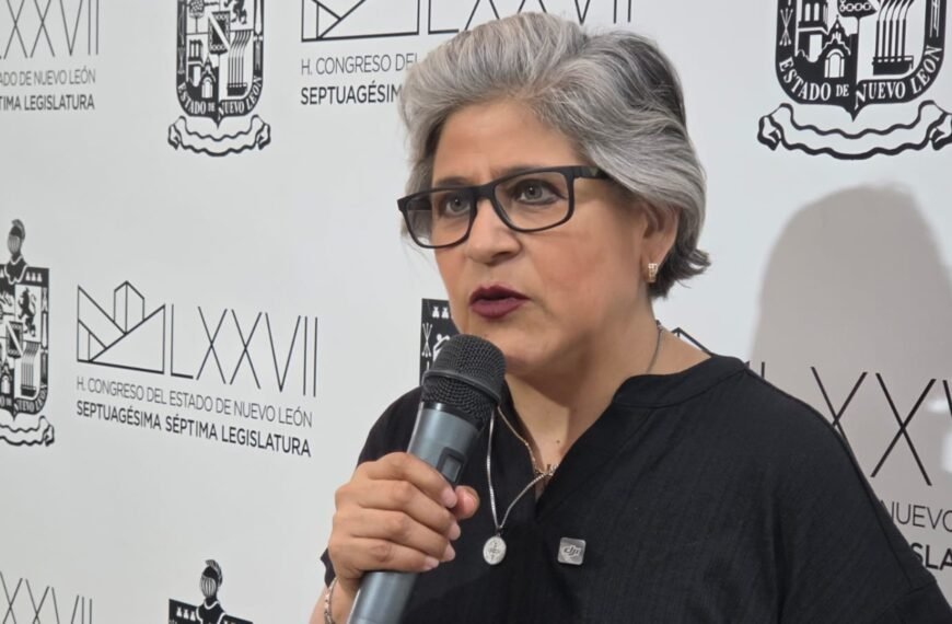 Diputadas de MC y PAN rechazan regulación de medios y redes sociales