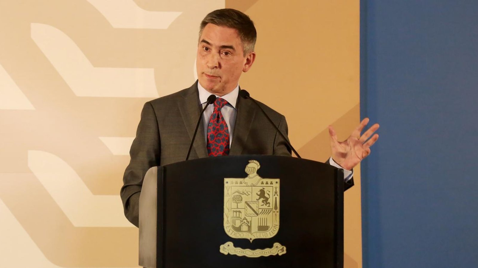 Busca Aldo Fasci participar en proceso del PAN