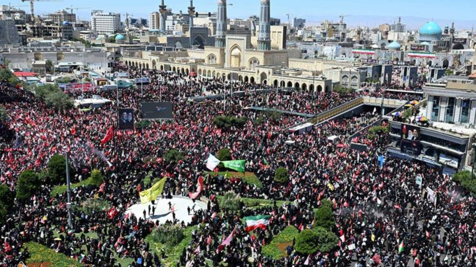 Sepultan a Alí Jamenei en Mashhad mientras crece la tensión entre EU e Irán