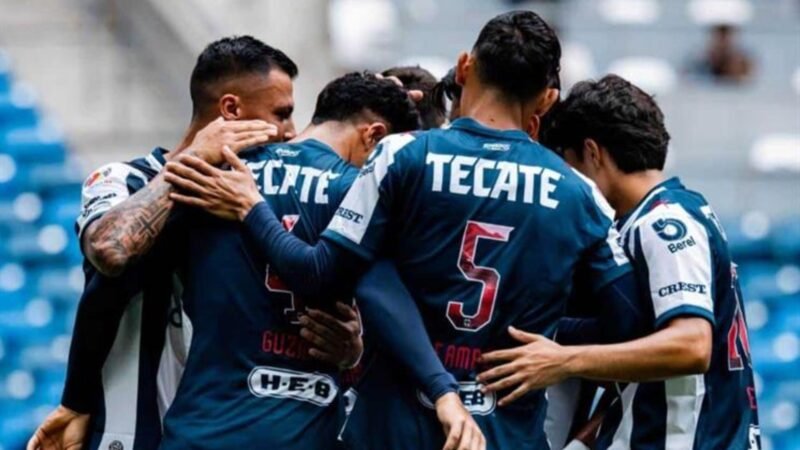 Rayados tropieza ante Sporting FC y cierra pretemporada con dudas