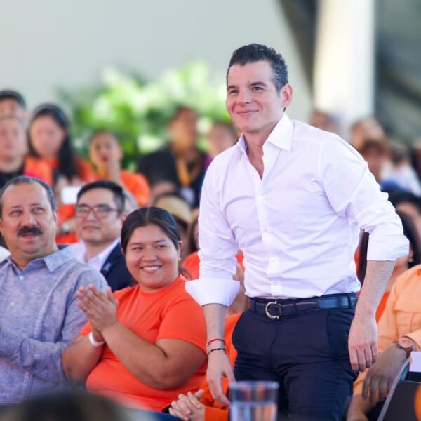 Donará Miguel Flores sueldo a Milagros Caninos