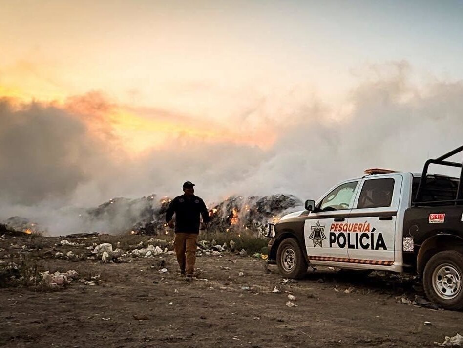 Combaten por 12 horas incendio en Pesquería