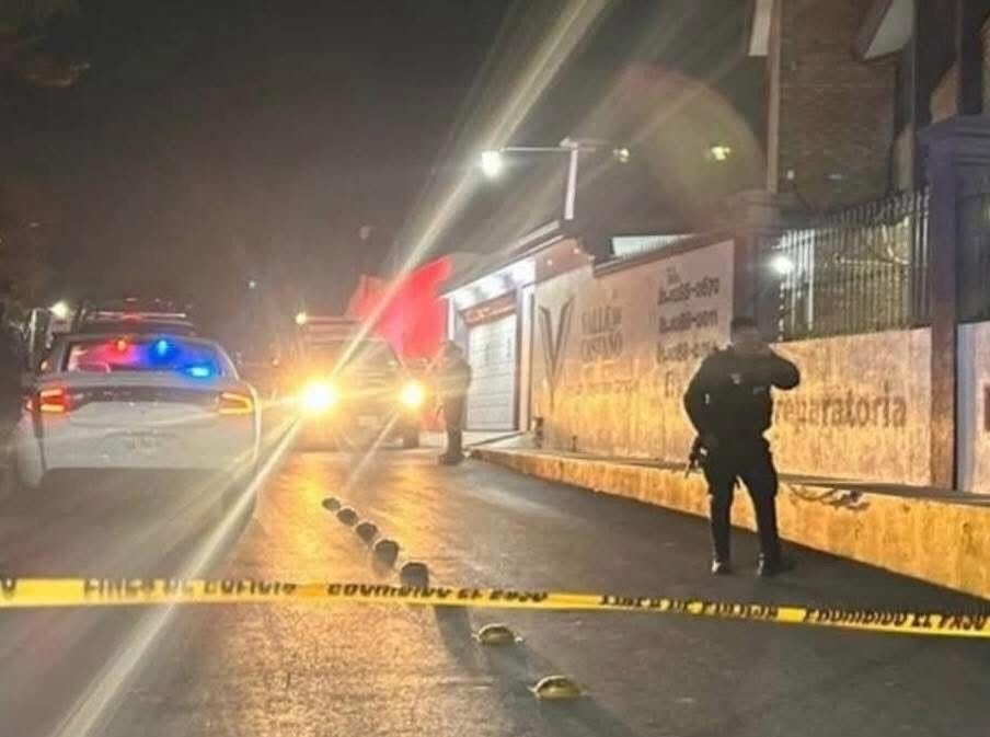 Buscan a hombre por atacar a balazos a su exesposa en Apodaca