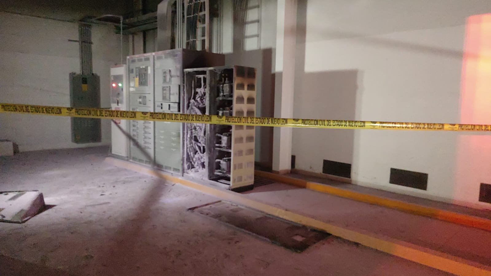 Incendio en empresa de Escobedo moviliza a cuerpos de auxilio