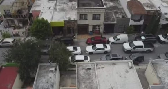 Catean casa ligada a robos en taxis de plataforma