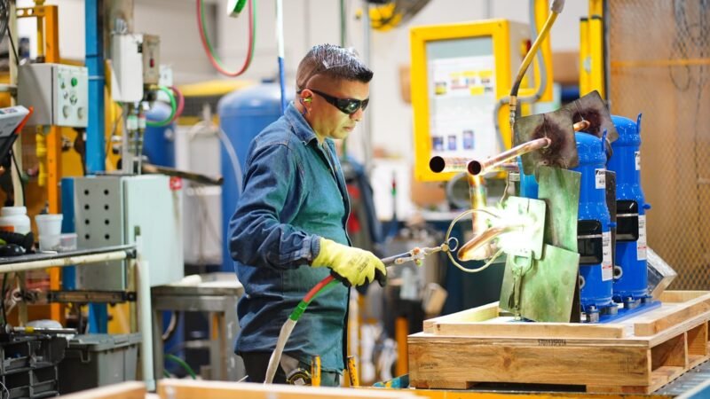 Crece economía de Nuevo León más de tres veces que el promedio nacional