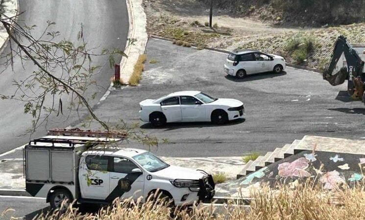 Localizan restos óseos en canal pluvial de San Pedro 400