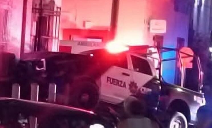 Choque de patrulla deja dos heridos en Linares