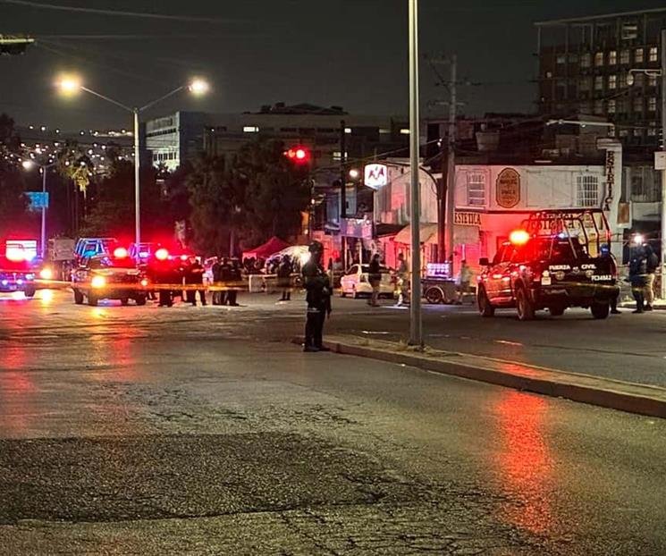 Matan a joven en mercado rodante de Monterrey