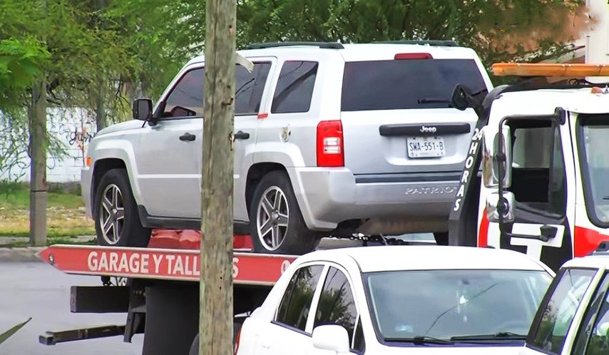 Hallan camioneta usada en riña familiar en Escobedo