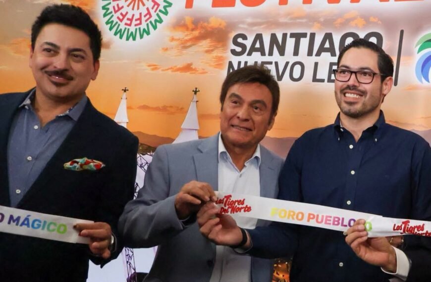 Los Tigres del Norte inauguran festival en Santiago