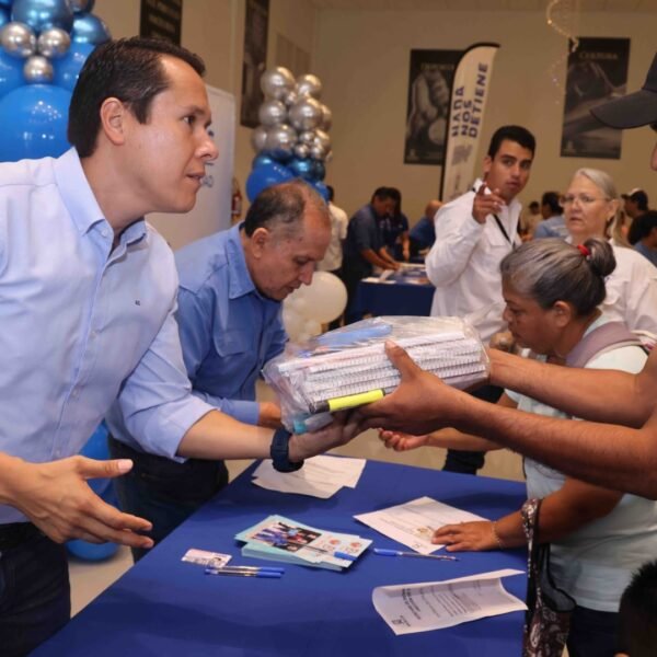 San Nicolás entregará útiles escolares gratis