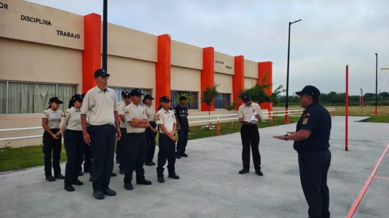 Analizará Nuevo León situación jurídica de sus colegios militarizados