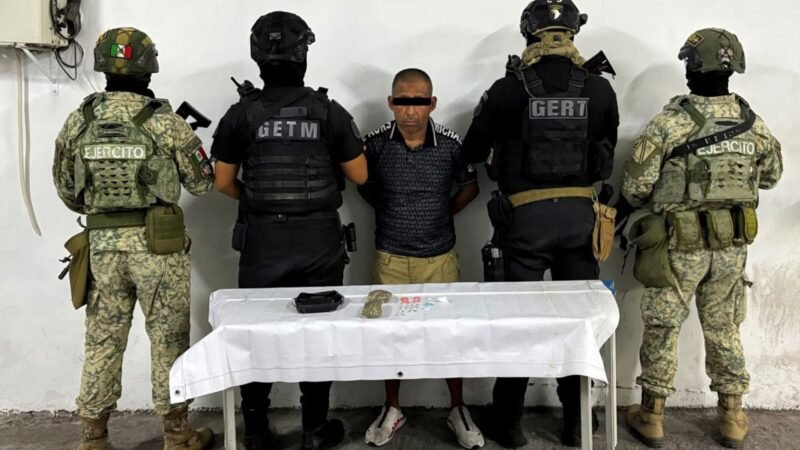 Detienen a hombre con droga en Santa Catarina