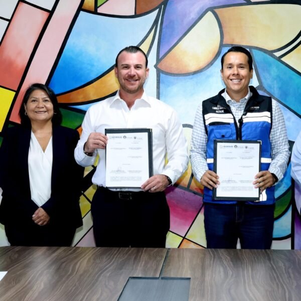 Firma San Nicolás convenio con Ciencias Políticas de la UANL