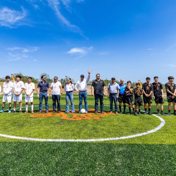 Entregan nueva cancha en Parque El Cuchillo