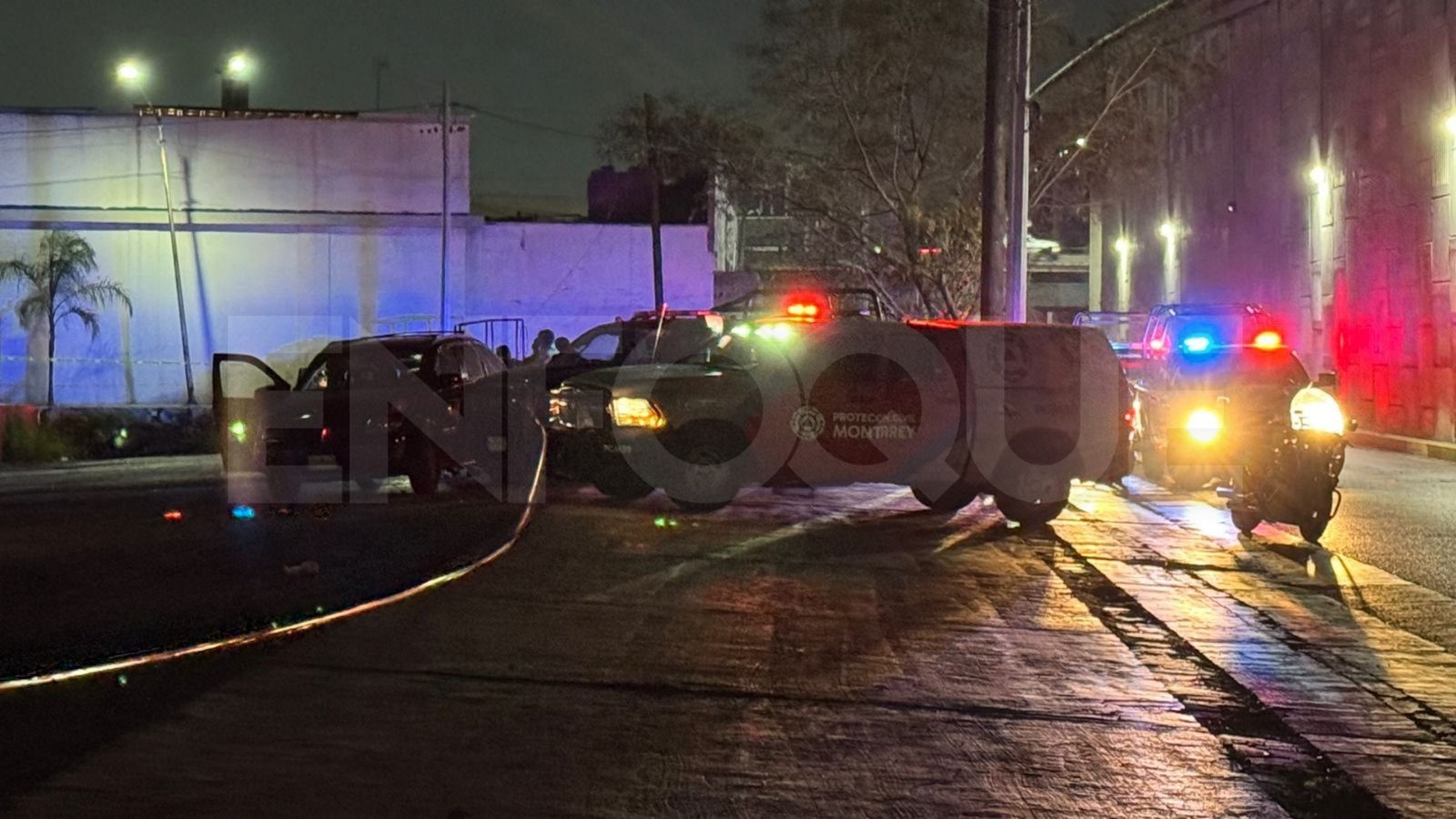 Persecución deja cuatro detenidos y tres policías lesionados en Monterrey