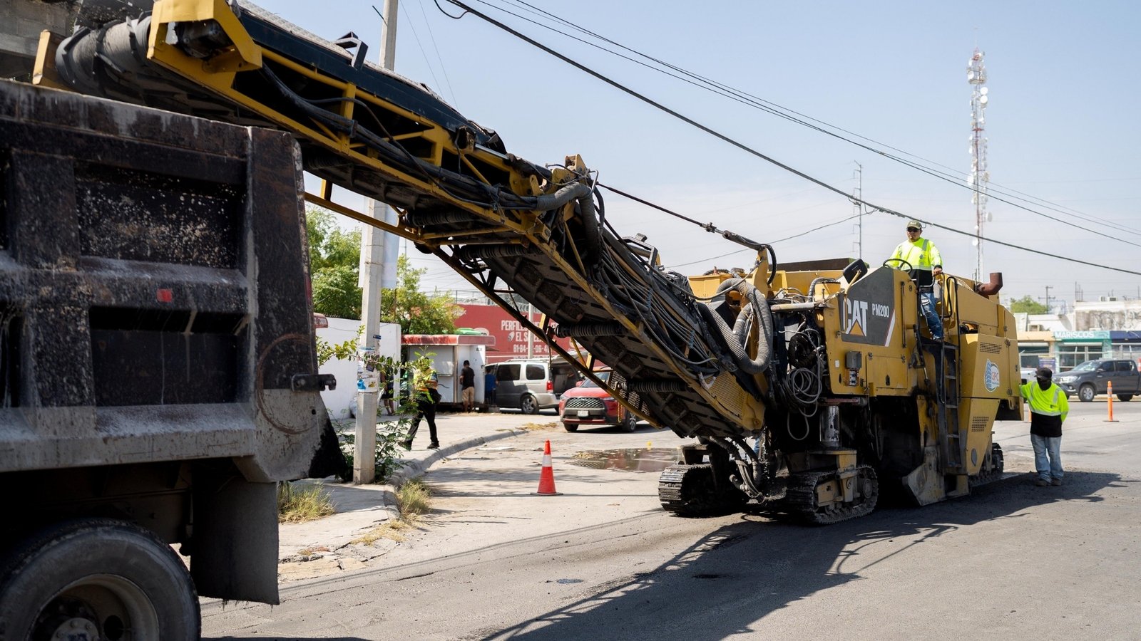 Arranca rehabilitación de pavimento en Satélite del Norte, Salinas Victoria