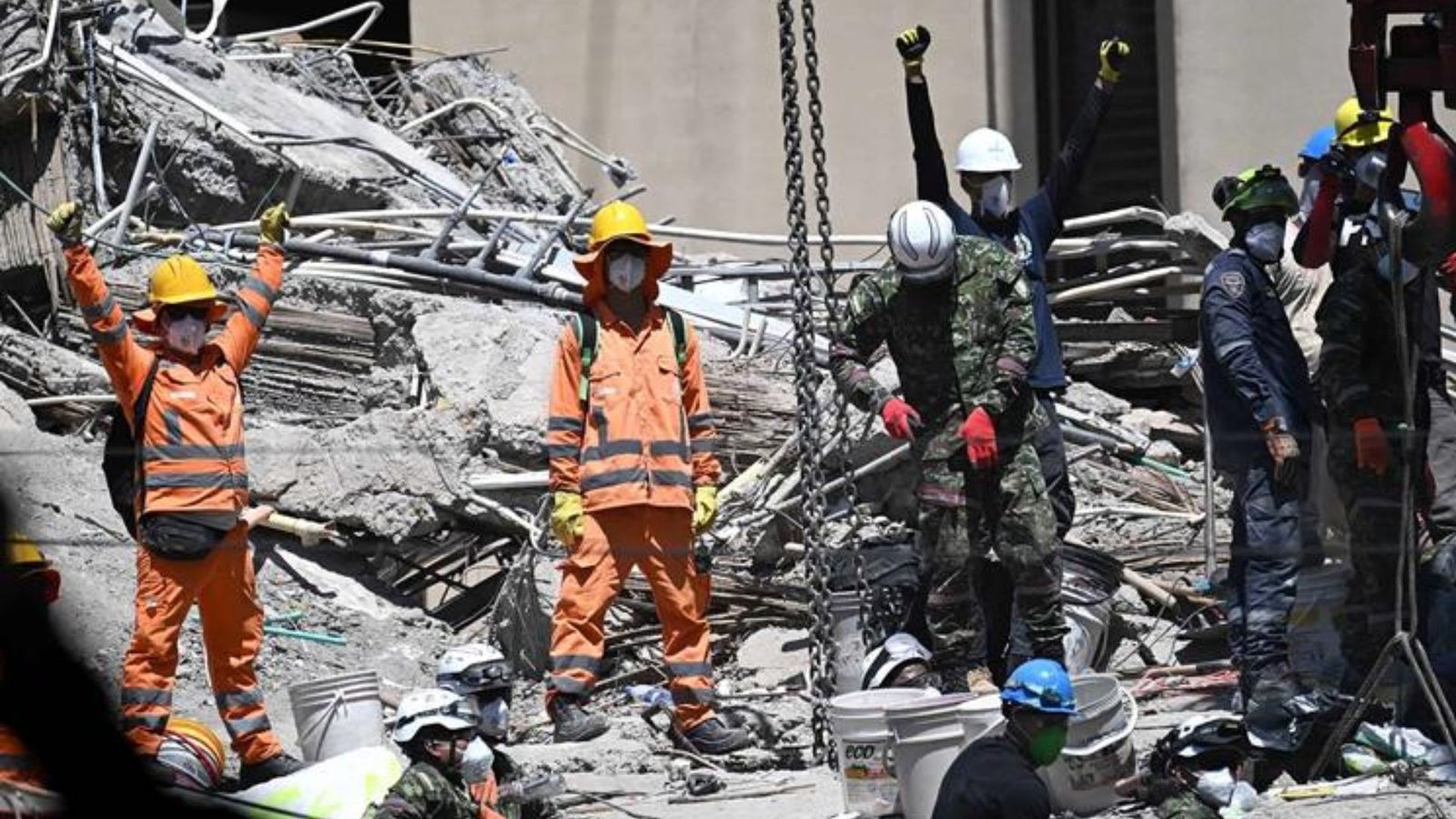 Terremoto en Colombia deja 281 muertos y 379 desaparecidos