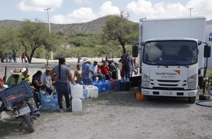 Empresarios apoyarán con planta potabilizadora al ejido Las Palomas en Mier y Noriega