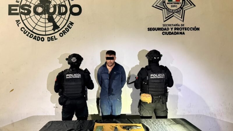 Detienen a hombre ligado a cuerpos en cajuela