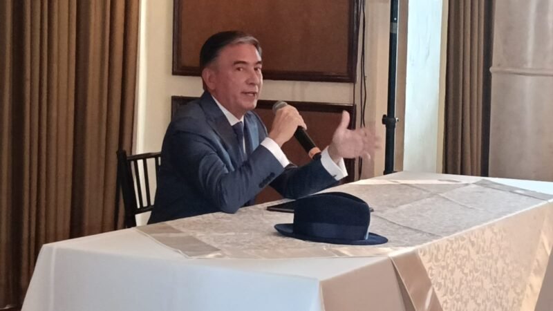 Llama Aldo Fasci al diálogo rumbo a 2027