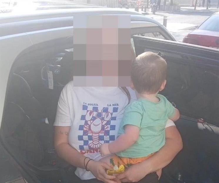 Rescatan a bebé encerrado en camioneta en Monterrey