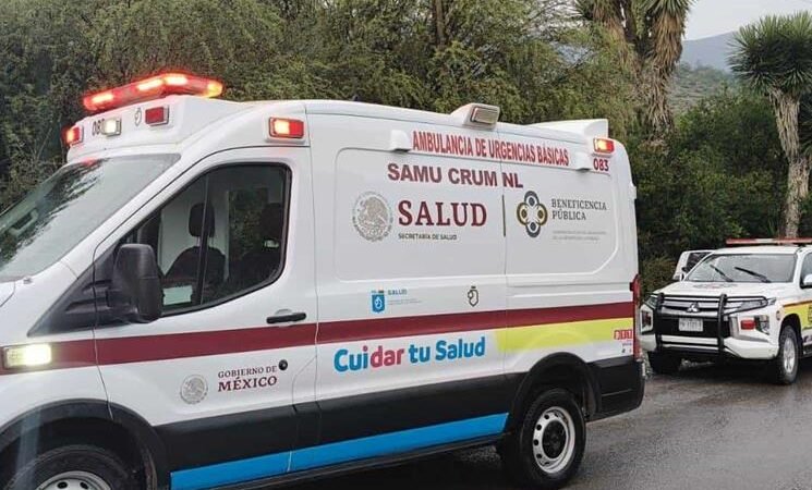 Deja rayo dos jóvenes lesionados en Galeana