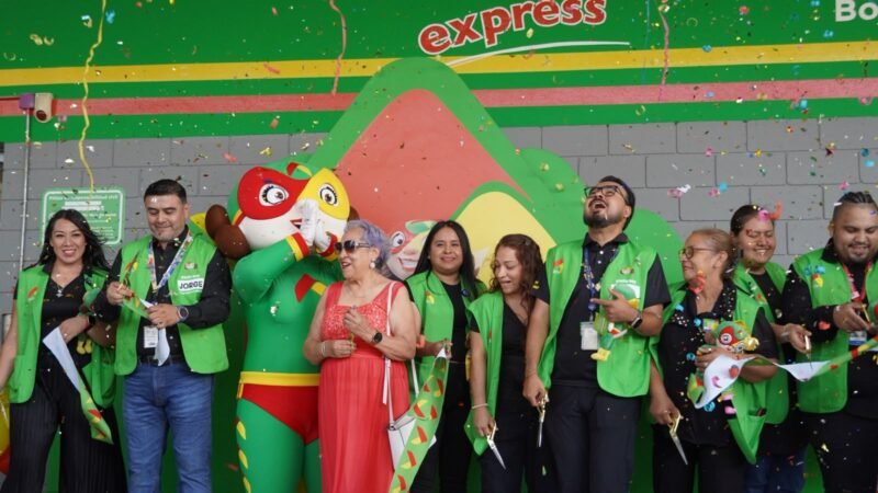Celebra Bodega Aurrerá reapertura en Riberas del Río