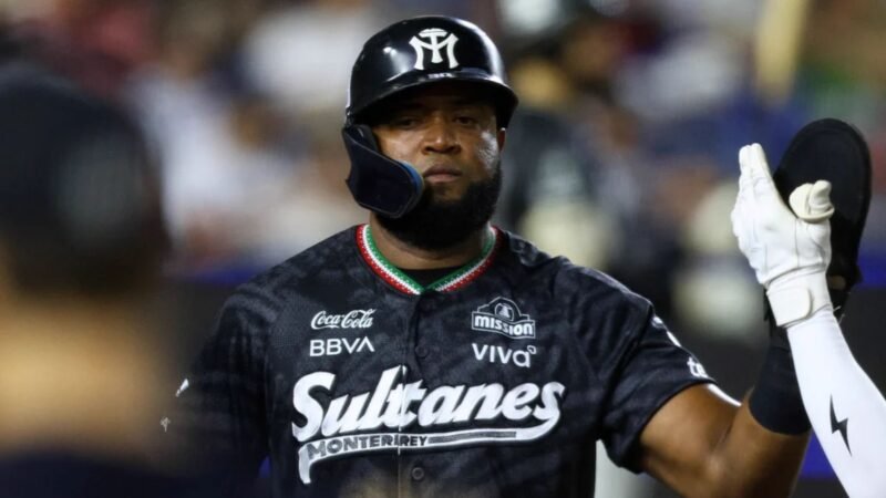 Sultanes cae 15-7 ante Toros y queda a una derrota de la eliminación