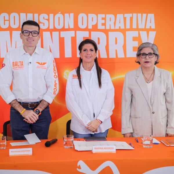 Pide Martha Herrera licencia a Adrián de la Garza