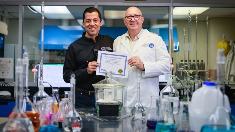 Obtiene Laboratorio de Agua y Drenaje reconocimiento internacional número 19